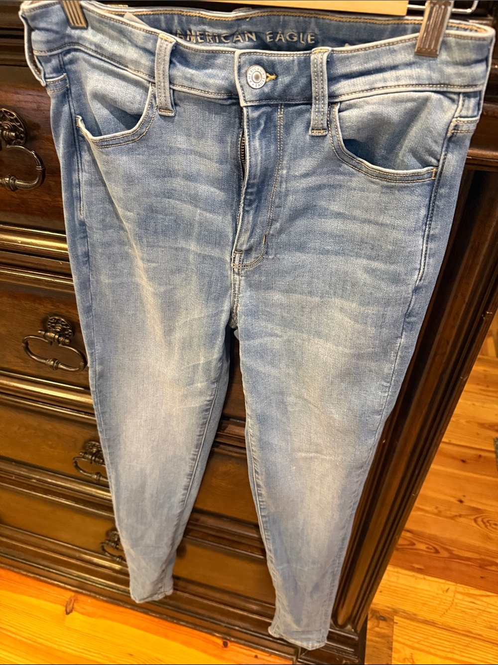 American Eagle Outfitters Light Blue Skinny Jeans